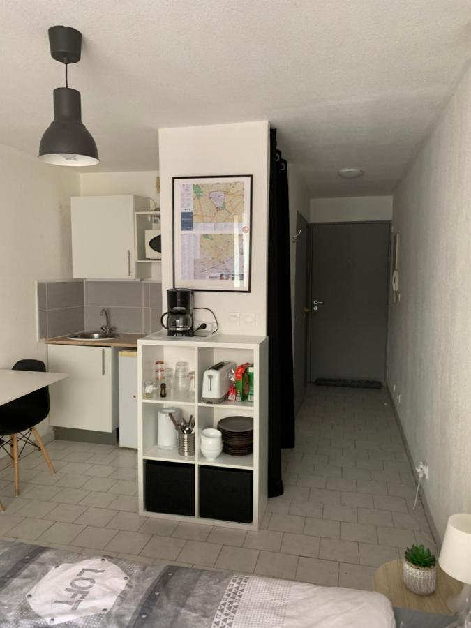 Nimes Studio Parking Dhuoda Exterior foto